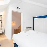 Liiiving In Matosinhos- Colorwave Terrace House