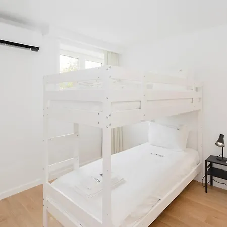 בית נופש Liiiving In Matosinhos- Colorwave Terrace House