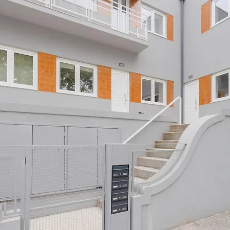 Vakantiehuis Liiiving In Matosinhos- Colorwave Terrace House *