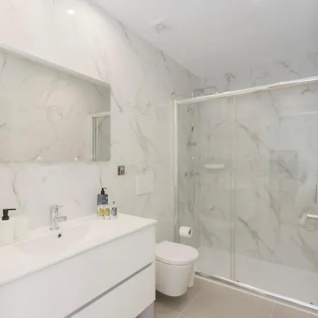 Vakantiehuis Liiiving In Matosinhos- Colorwave Terrace House Matosinhos (Porto)